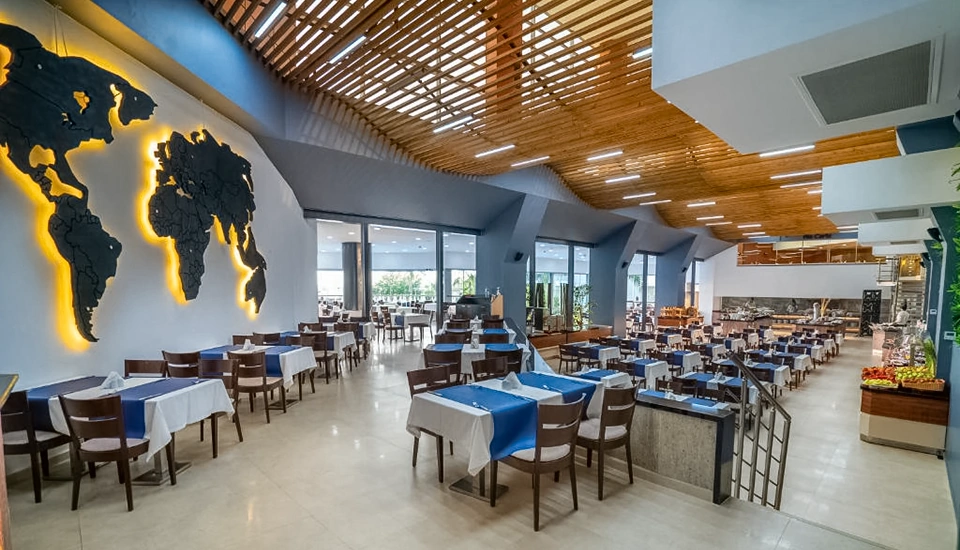 هتل گرند بلیش کوش آداسی